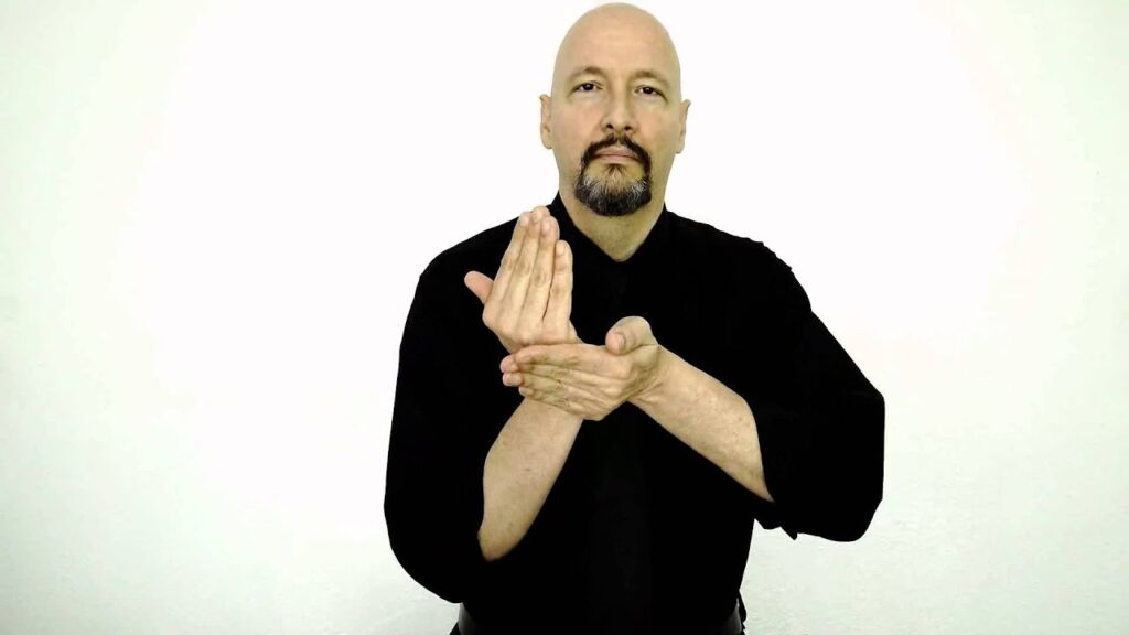 How to sign Sailboat in ASL