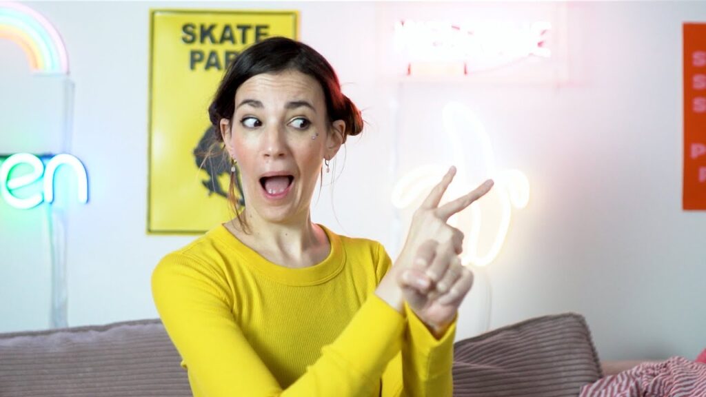 How to sign Dangereux Langue Des Signes Bébé in ASL