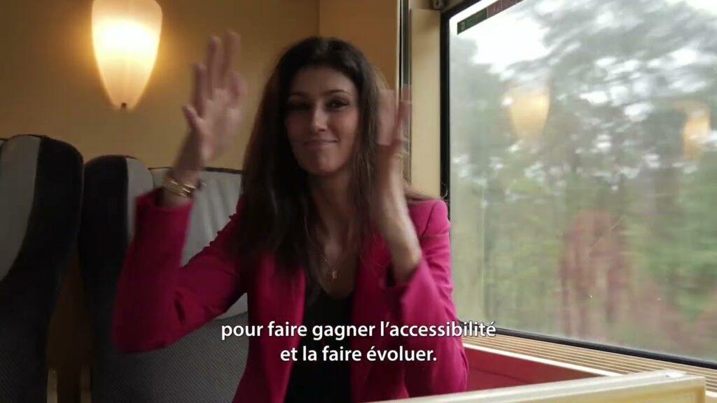 How to sign Oui Sncf Langue Des Signes in ASL