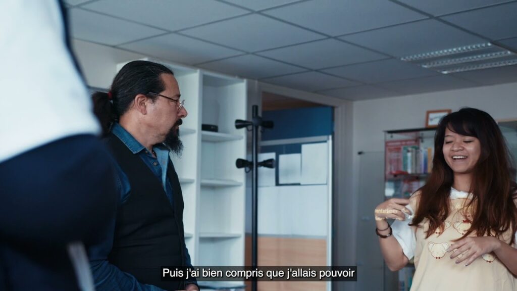 How to sign Langue Des Signes Orléans in ASL