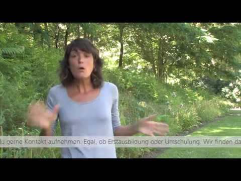 How to sign Uni Heidelberg Gebärdensprache in ASL